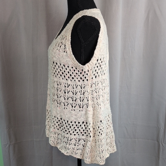 Sequin Hearts Cream Crochet Tank Top with Relaxed Fit - Picture 3 of 7